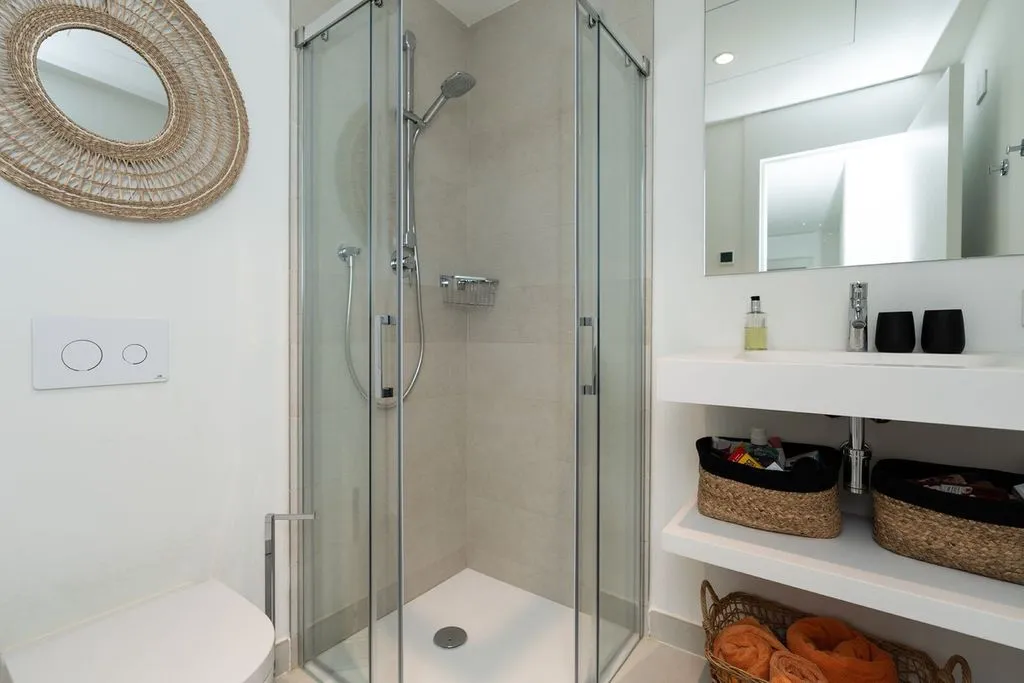 Vannitoad - Luxury Penthouse with Pool in Fuengirola