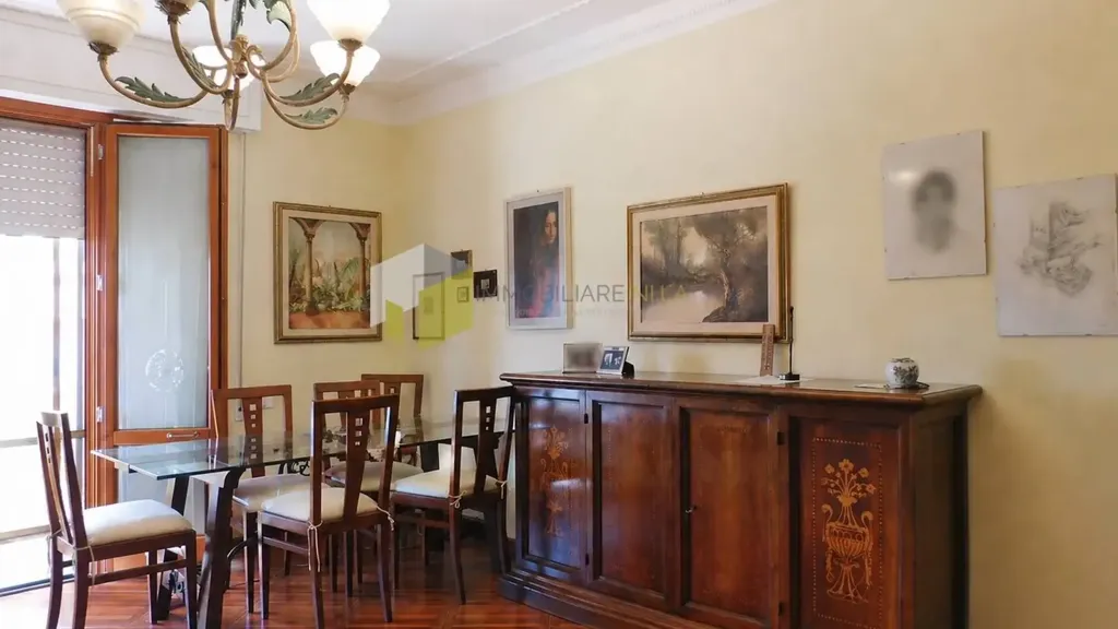 Salle à manger - Bright Apartment with Sea View in Pisa