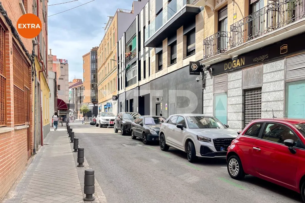 Extérieur - Semi-detached Flat with Balconies in Castilla, Madrid
