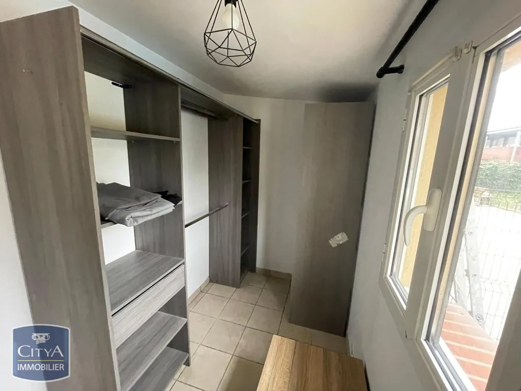 Toad - Renovated Flat with Parking in Warluis