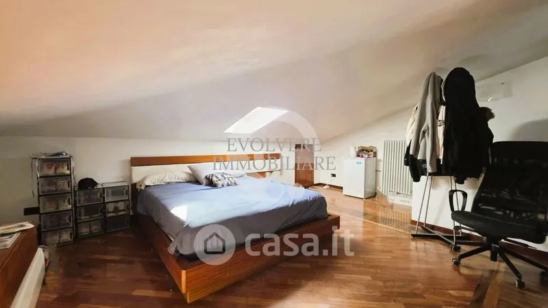 Chambres - Three-Bedroom Apartment with Balcony in Rome