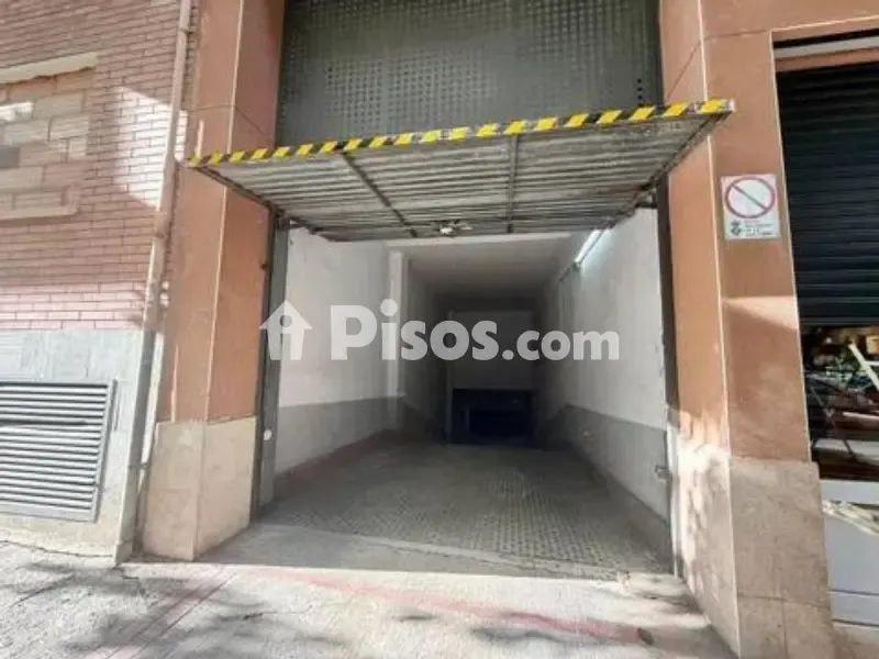 Garage - Apartment with Parking in Historic Centre