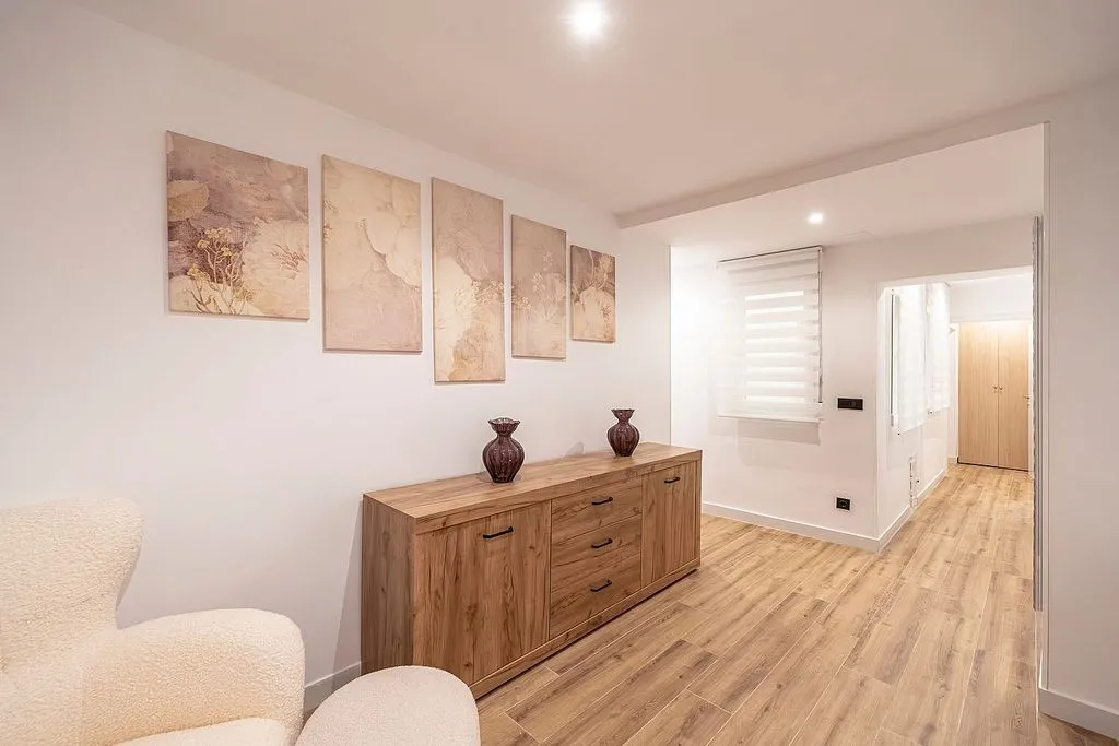 Esik - Modern Flat with Air Conditioning in Madrid Centre