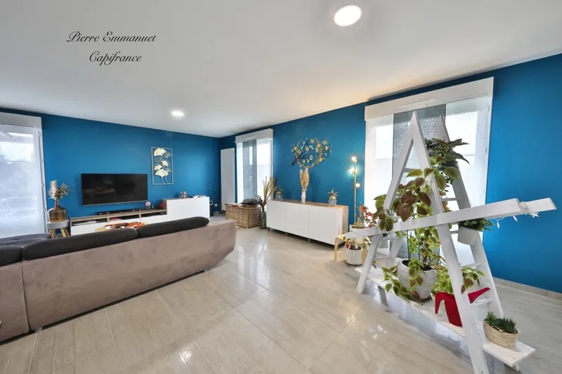 Séjour - Villa Contemporaine avec Piscine à Saint-Ambreuil