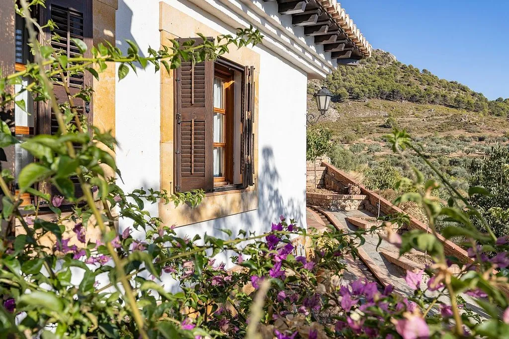 Extérieur - Chalet with Pool and Terrace in Nívar