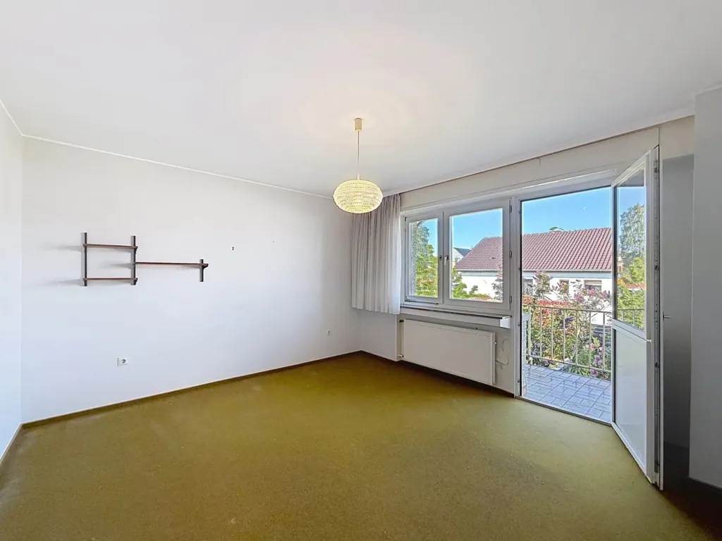 Zimmer - Reihenhaus mit Garten und Terrasse in Itzig