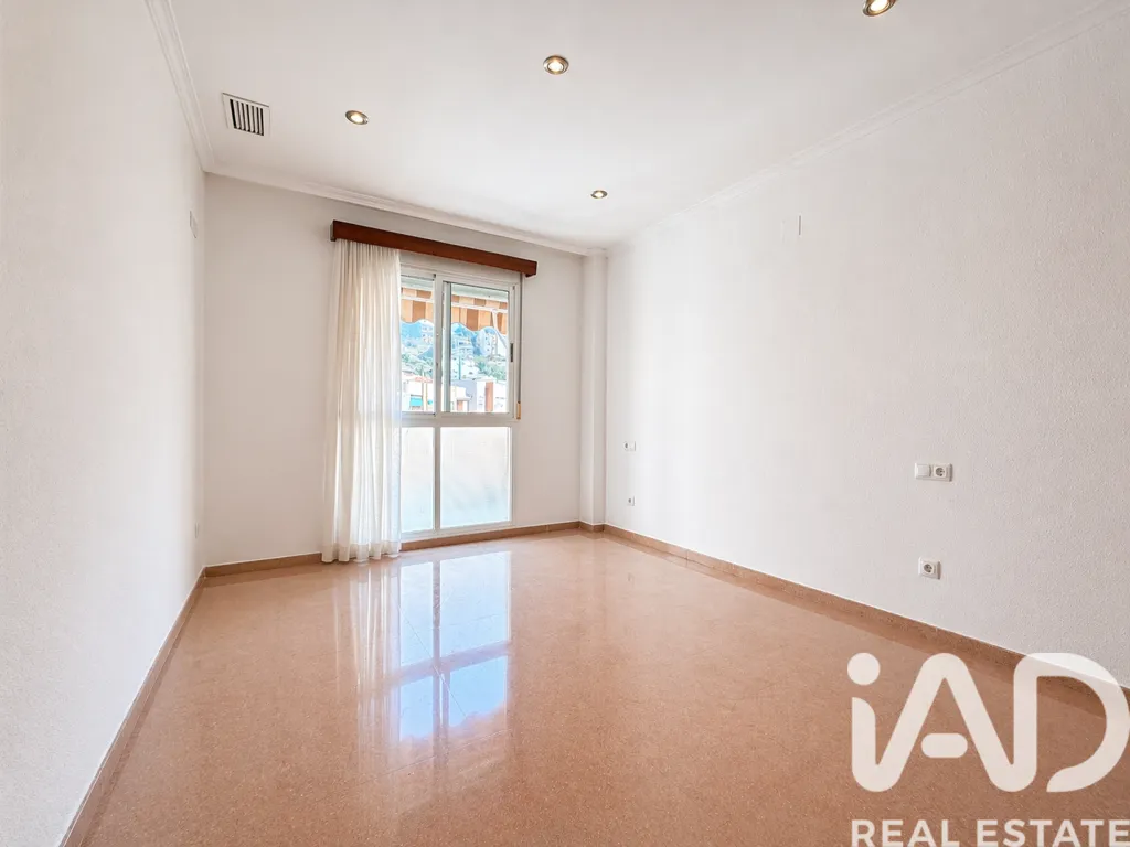 Toad - Spacious Flat with Garage in Abarán