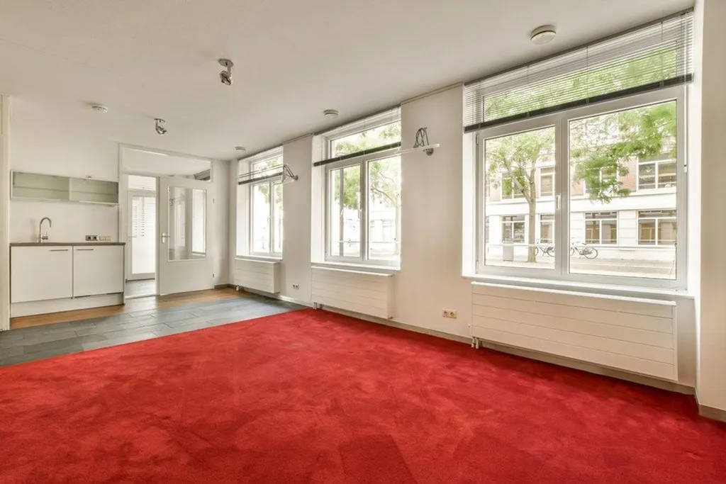 Elutuba - Semi-Detached House with Courtyard in Den Haag