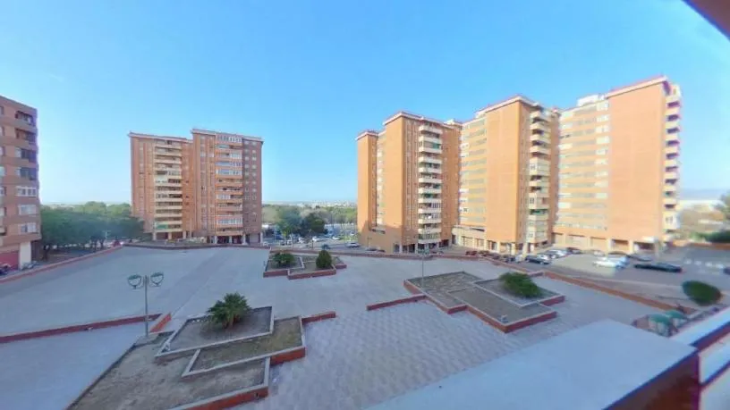 Balcon - Family-Size Flat with Central Location in Tarragona