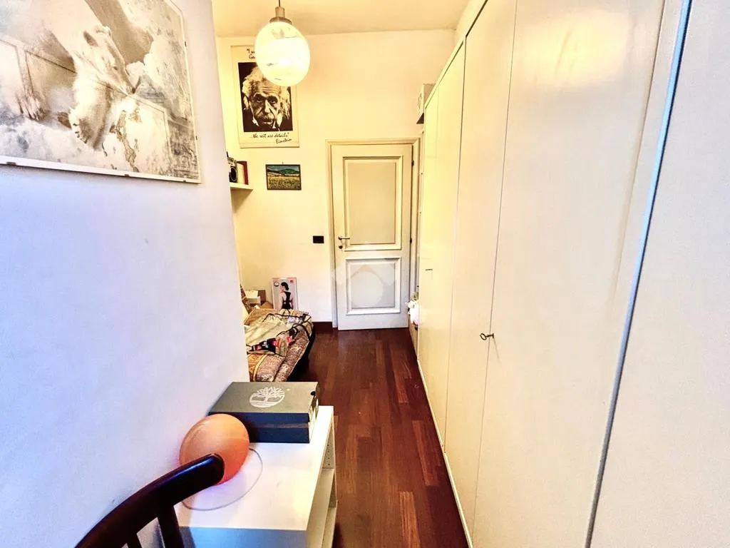 Magamistoad - Spacious Apartment with Balcony in Florence