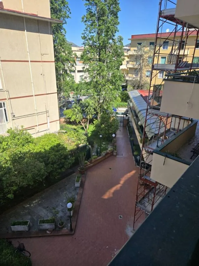 Balcon - Rearranged 2-Bedroom Apartment in Caserta