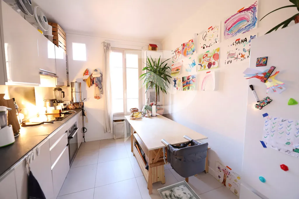 Cucina - Furnished Flat with Parking in Chatou