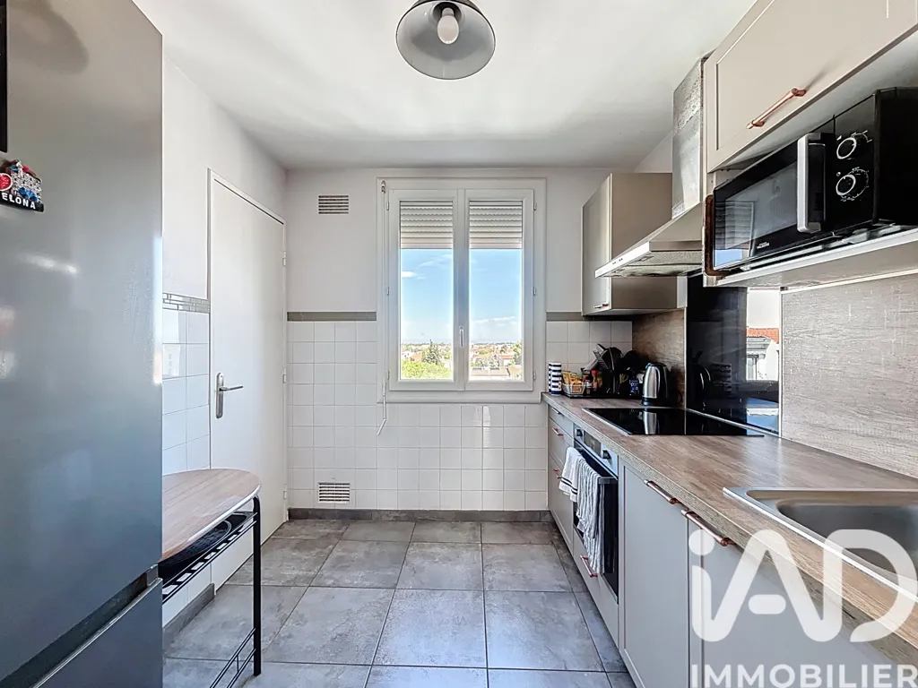 Cuisine - Appartement Traversant avec Balcon à Perpignan