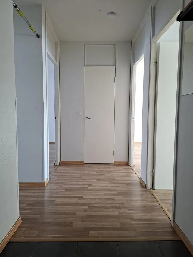 Entrée - Spacious Apartment with District Heating in Raahe Centre