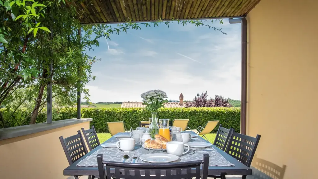 Terrass - Rustic Villa with Pool in Cortona