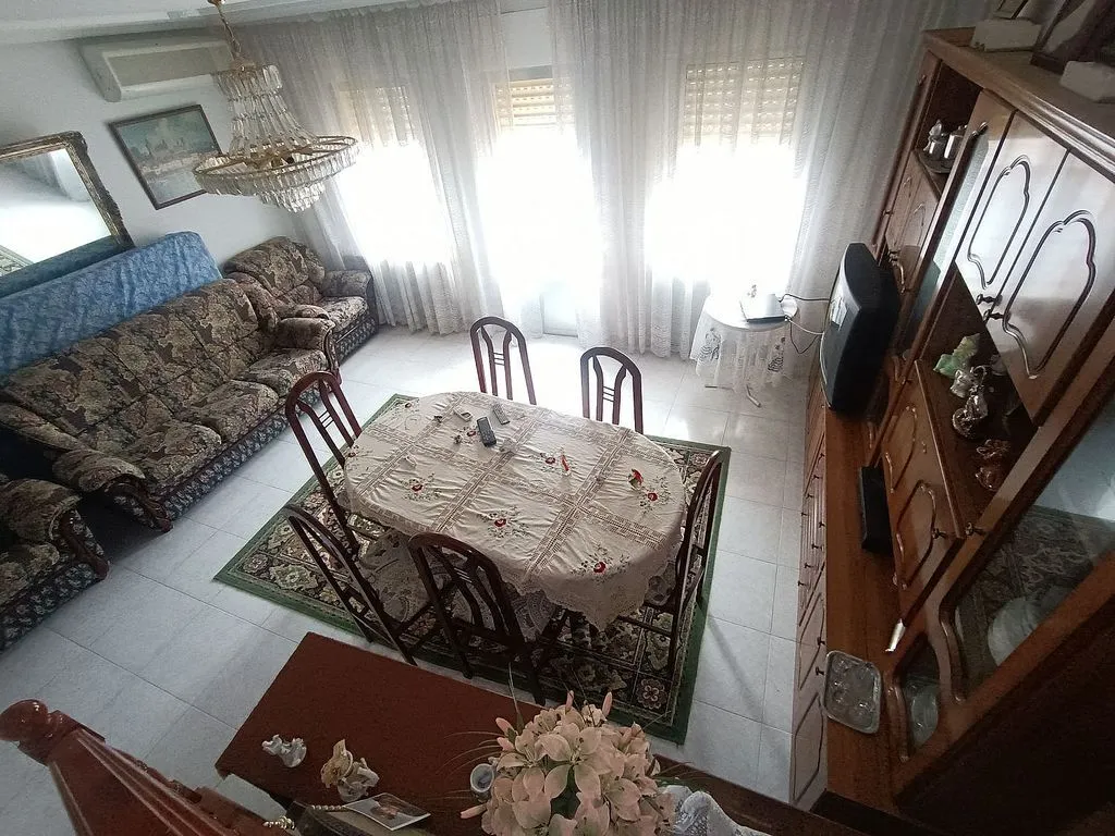 Sala da pranzo - Duplex Adosada with Terrace in Calle de Coria