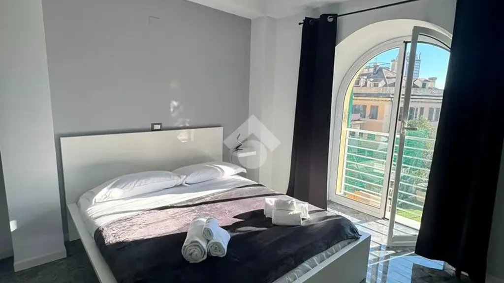 Magamistoad - Modernised Flat with Terrace in Genoa Centre