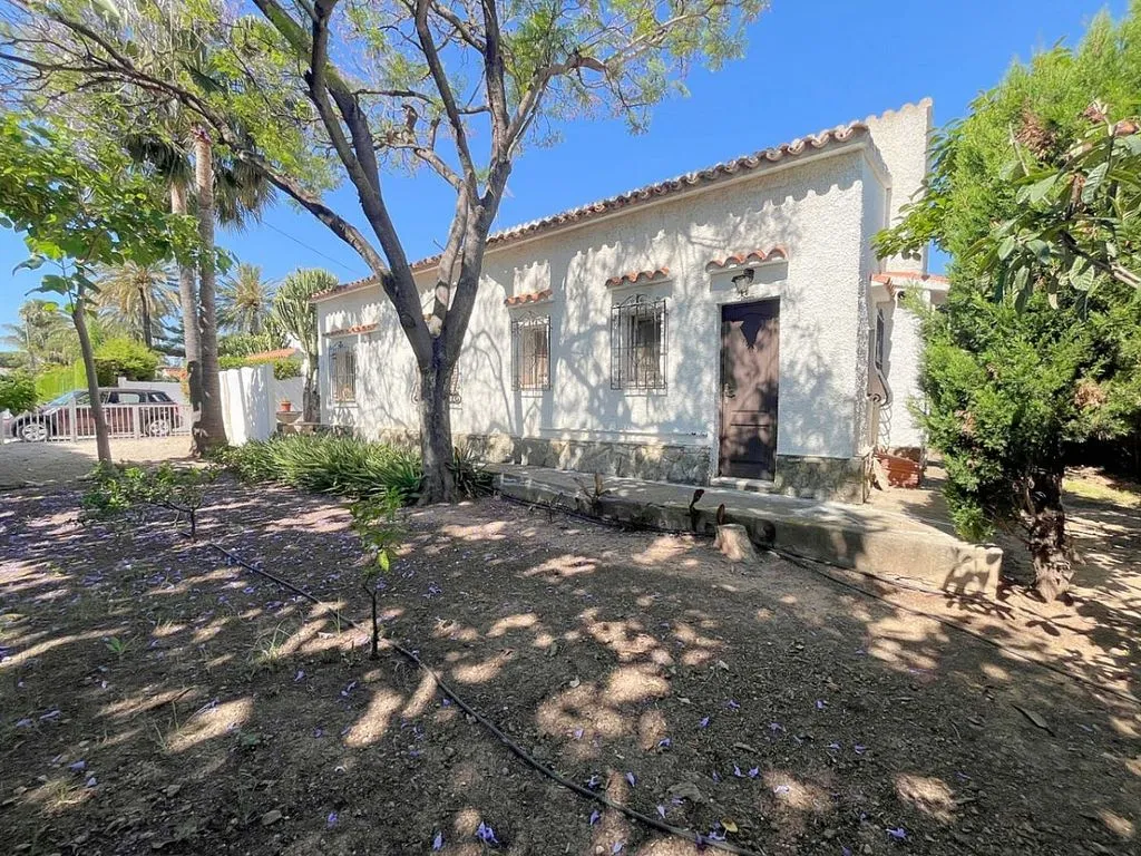 Esterno - Chalet with Pool and Terrace in Els Poblets