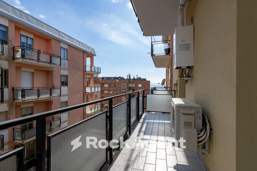 Balcon - Modernised Apartment with Balcony in Catanzaro