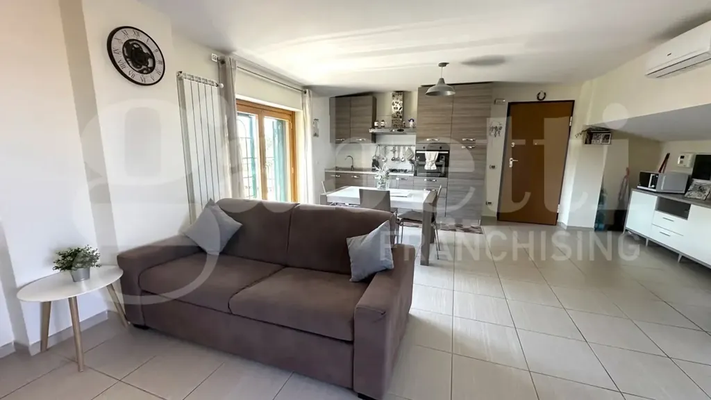 Séjour - Apartment with Balcony in Via Anagnina, Rome
