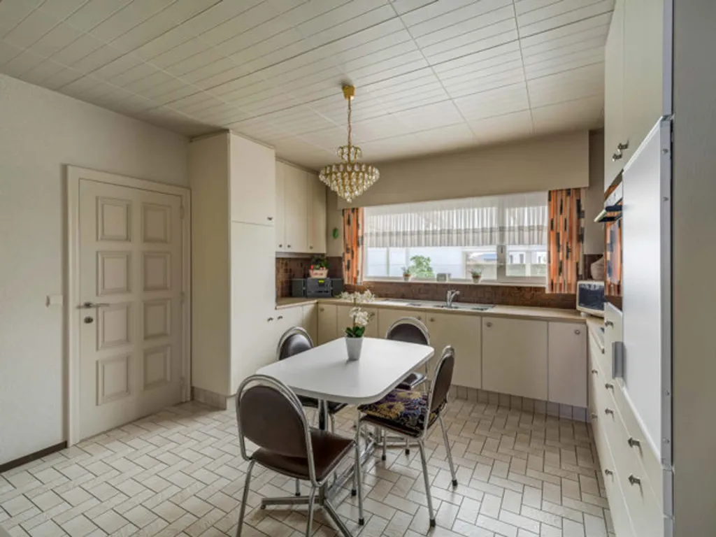 Salle à manger - Maison avec Terrasse et Garage à Dessel