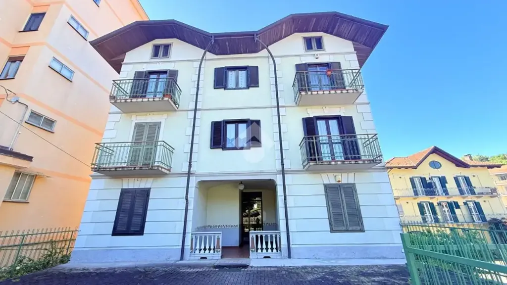 Extérieur - Apartment with Three Balconies in Lanzo Torinese
