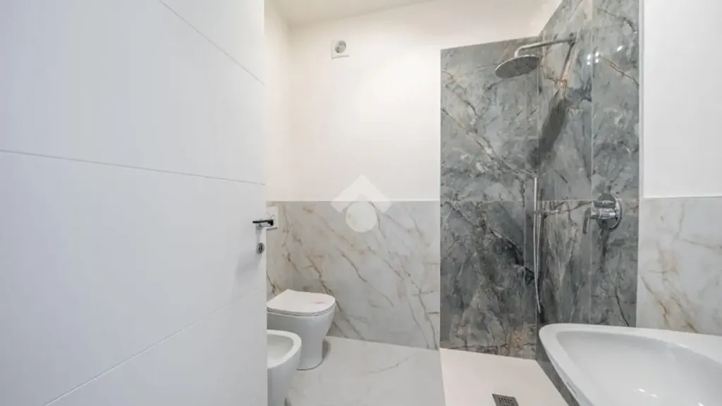 Bathrooms - Rusticated Apartment with Panoramic View in Reggio Emilia