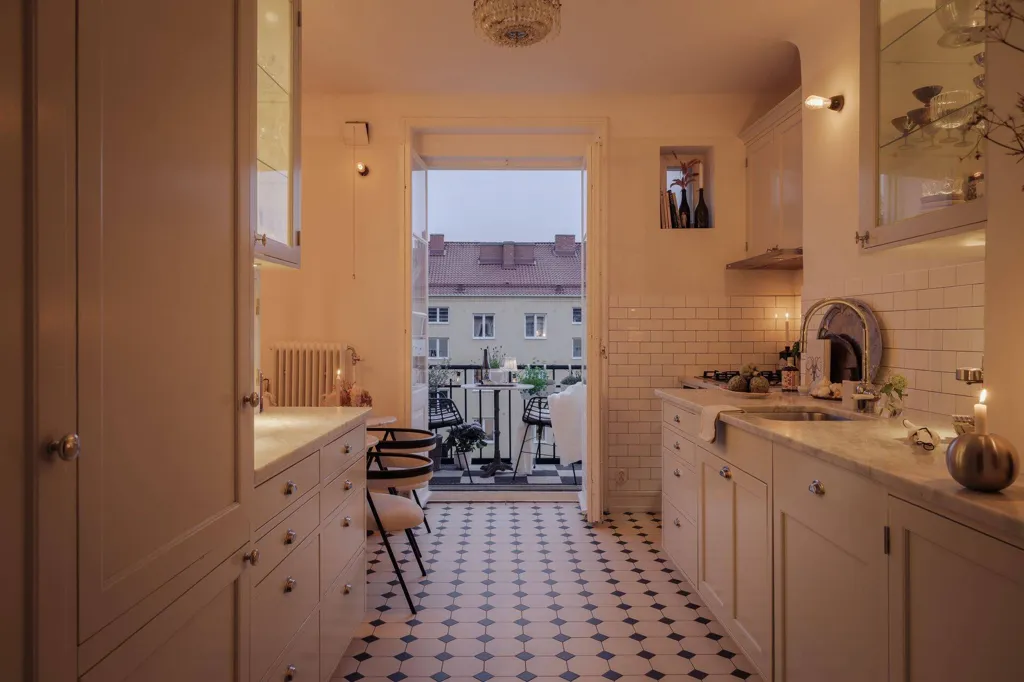 Kitchen - 20s Flats with Slottsparken View in Malmö