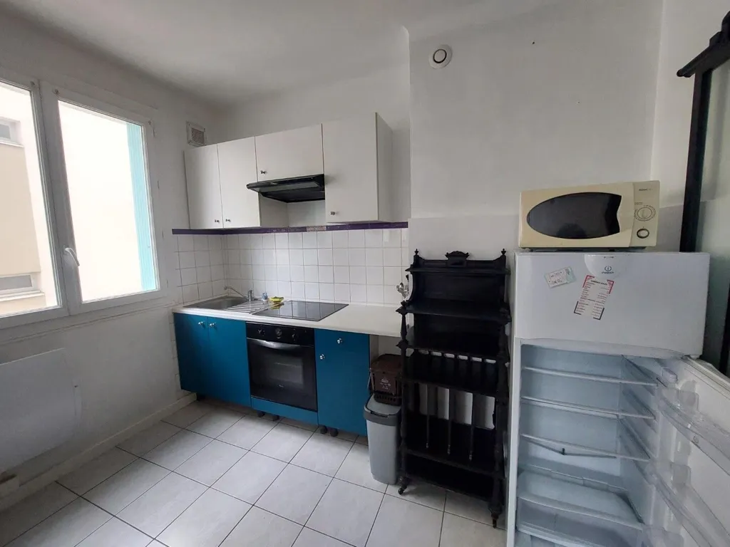 Köök - Furnished Apartment with Parking in Lyon 7