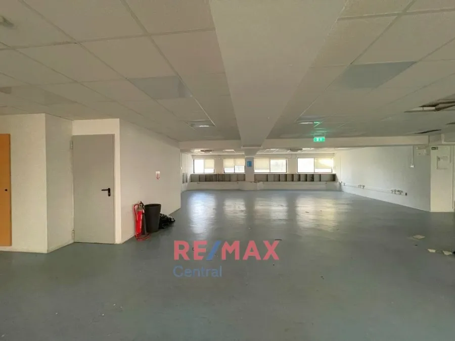 Pièces - Office for Rent with Sea View in Kallithea