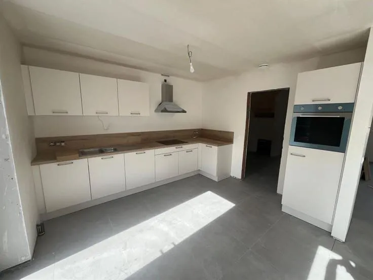 Köök - New Build House with Terrace in Basècles