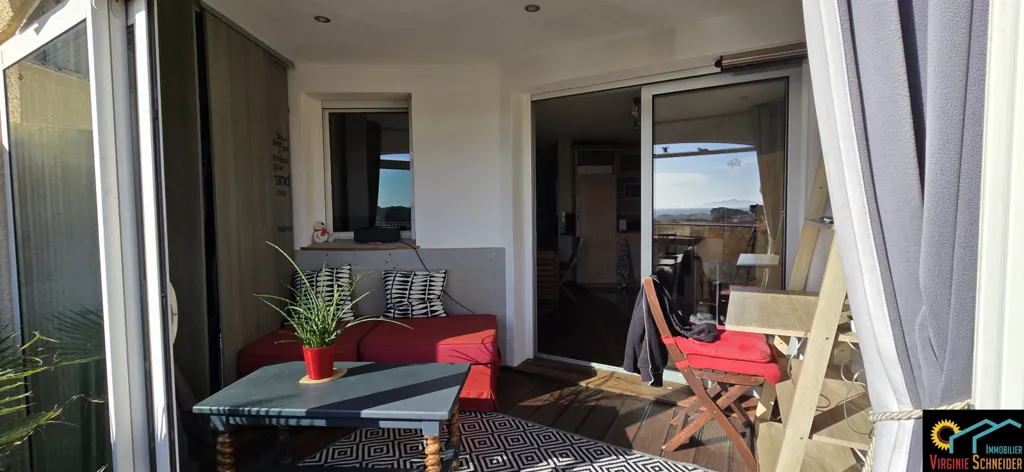 Terrass - 2-Bed Apartment with Terrace in Sausset-les-Pins