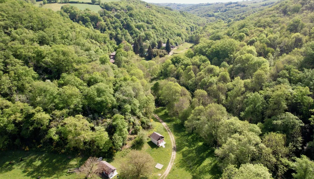 Õhuvaade - Castle with Nature Reserve in Le Dourn