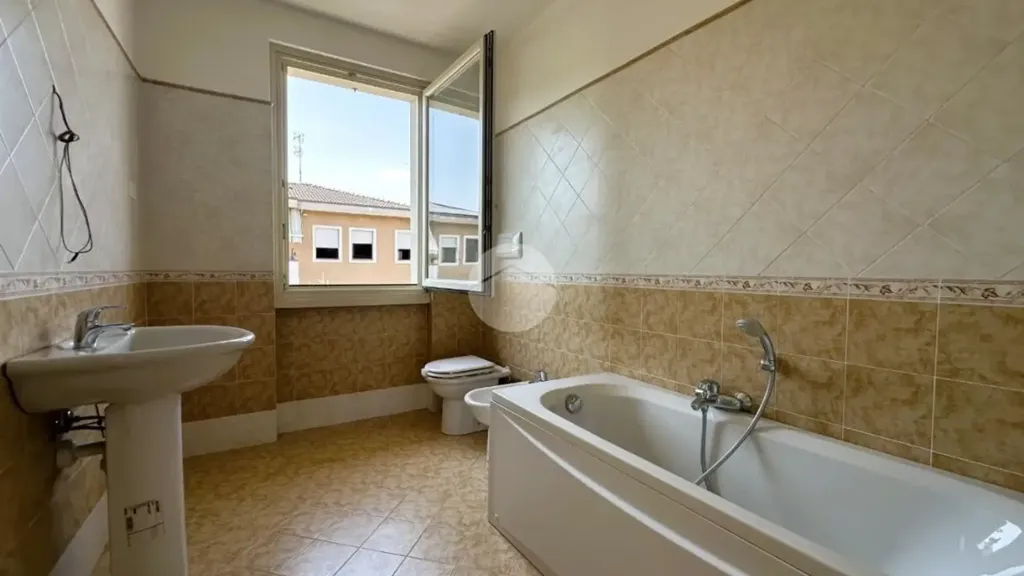 Bathrooms - Semi-Detached Villa with Garden in Rovato