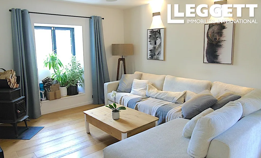 Living Room - Family House with Garden near Briançon