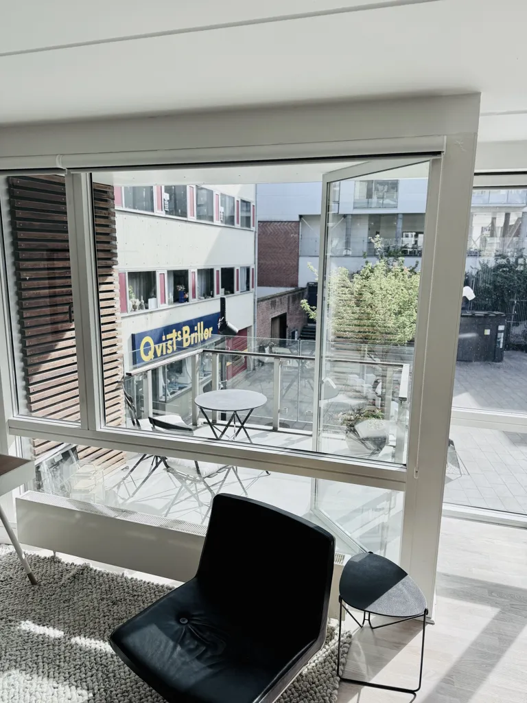 Rõdu - Central Apartment with Balcony in City Centre