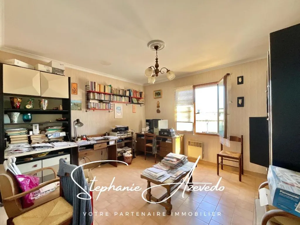 Studio - Traditional House with Garden in Vauvert