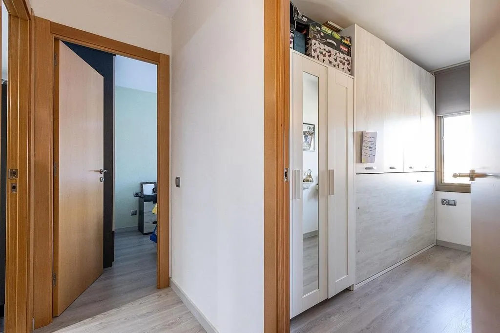 Reformed Apartment with Terrace in Polinyà