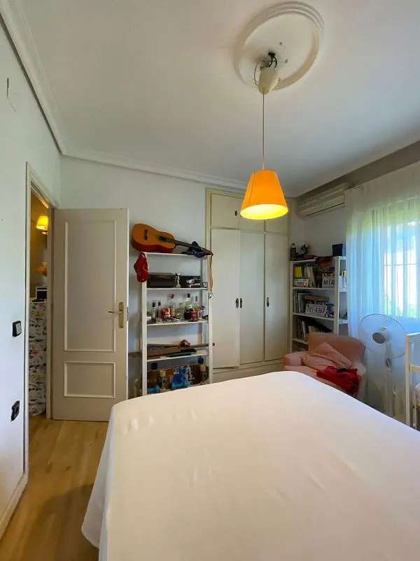 Bedrooms - Chalet with Pool and Terrace in Montequinto