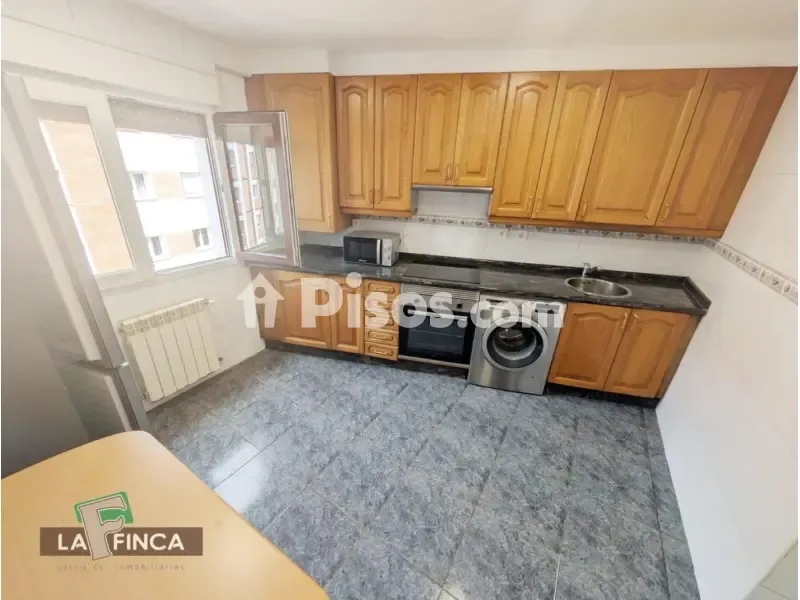 Kitchen - Apartment with Lift in Teatinos - Pumarín
