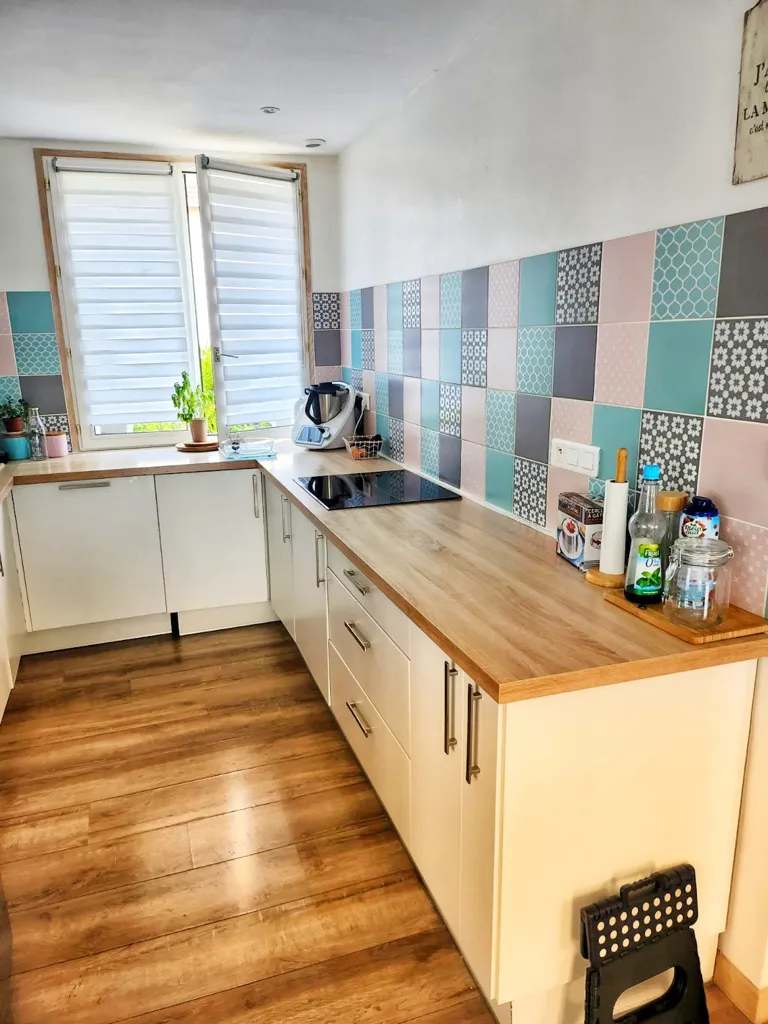 Köök - Renovated Villa with Large Garden in Limay