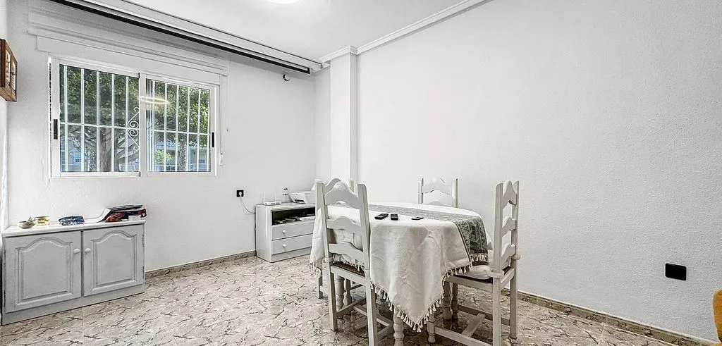 Salle à manger - Duplex with Pool in Aguas Nuevas, Torrevieja
