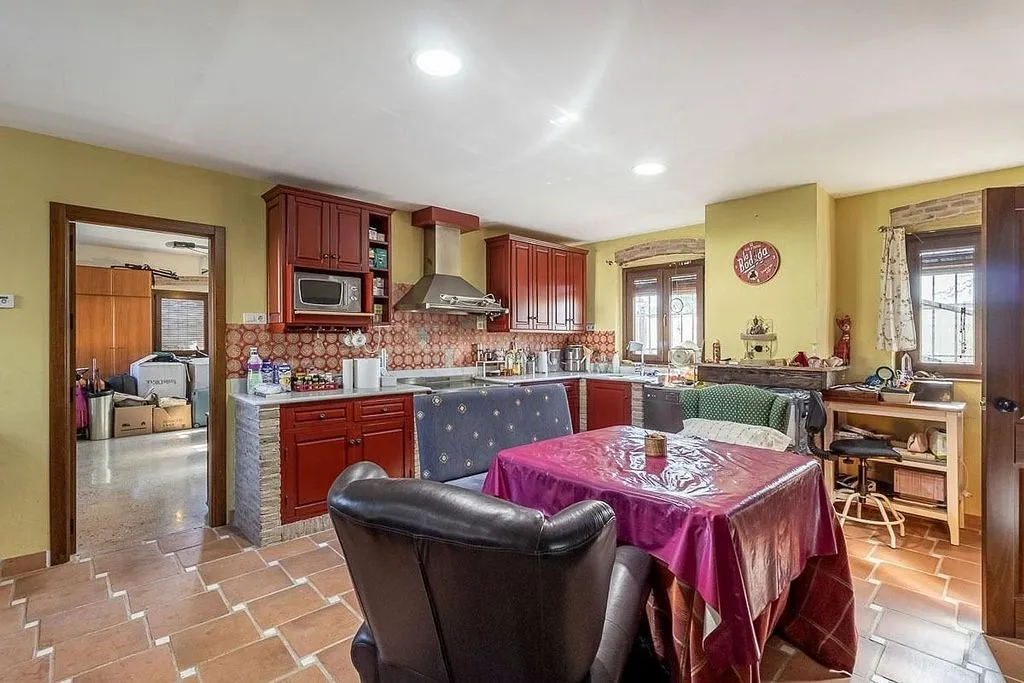 Salle à manger - Chalet with Pool and Terrace in Atarfe