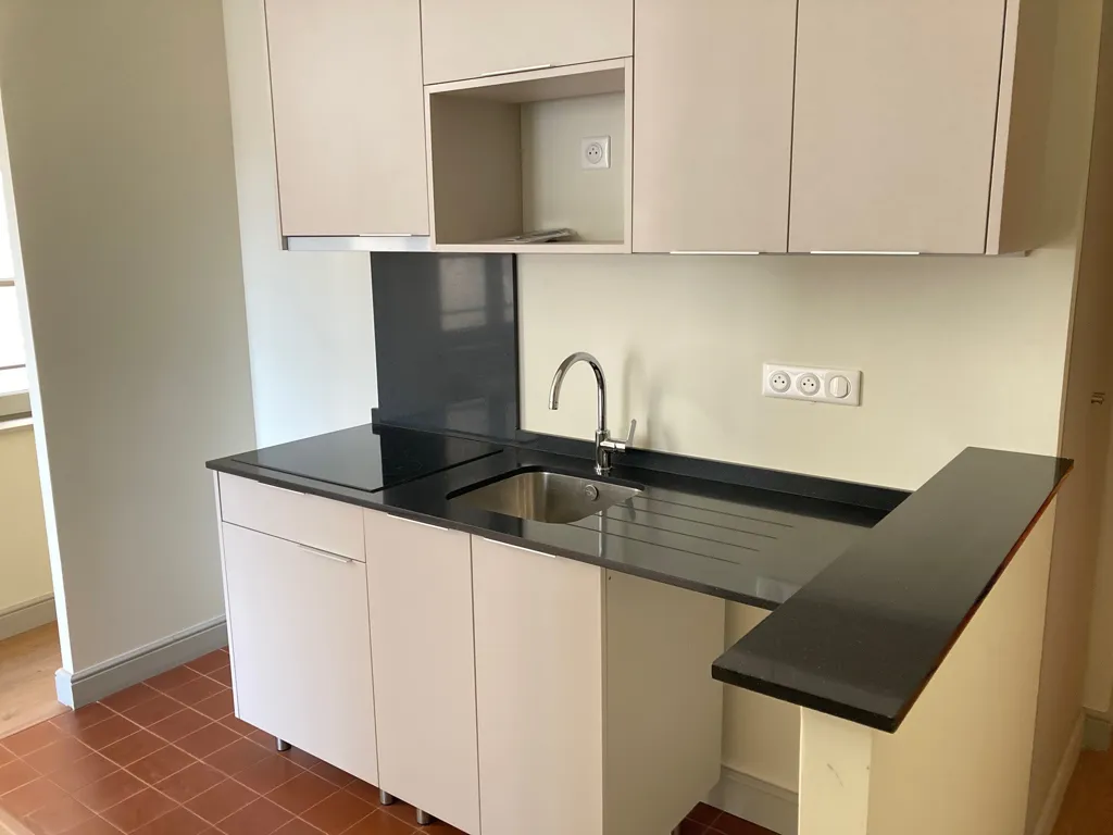 Cuisine - Appartement T3 Rénové à Avignon