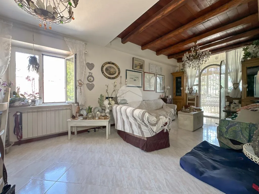 Séjour - Apartment with Balcony in Frascati