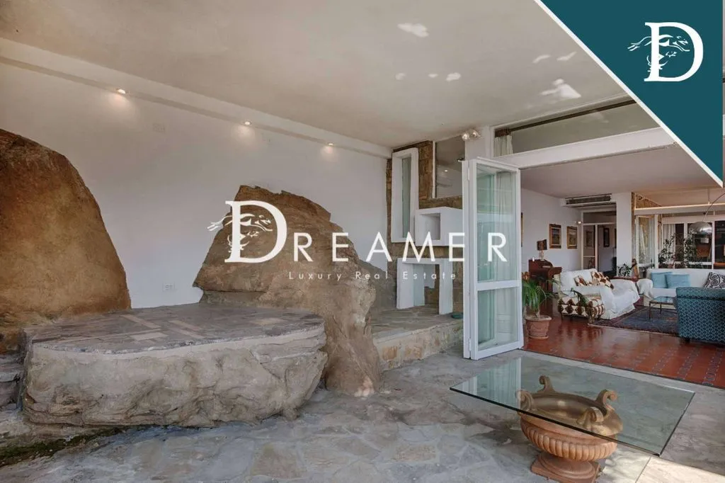 Terrass - Luxury Apartment with Private Garden in Florence