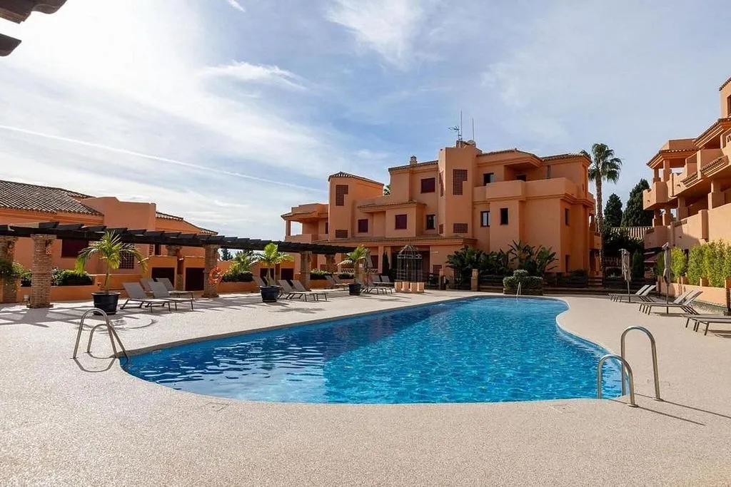 Bassein - Luxury Penthouse with Terrace in Benahavís