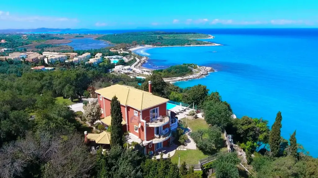 Õhuvaade - Beachfront Villa with Private Beach in Corfu