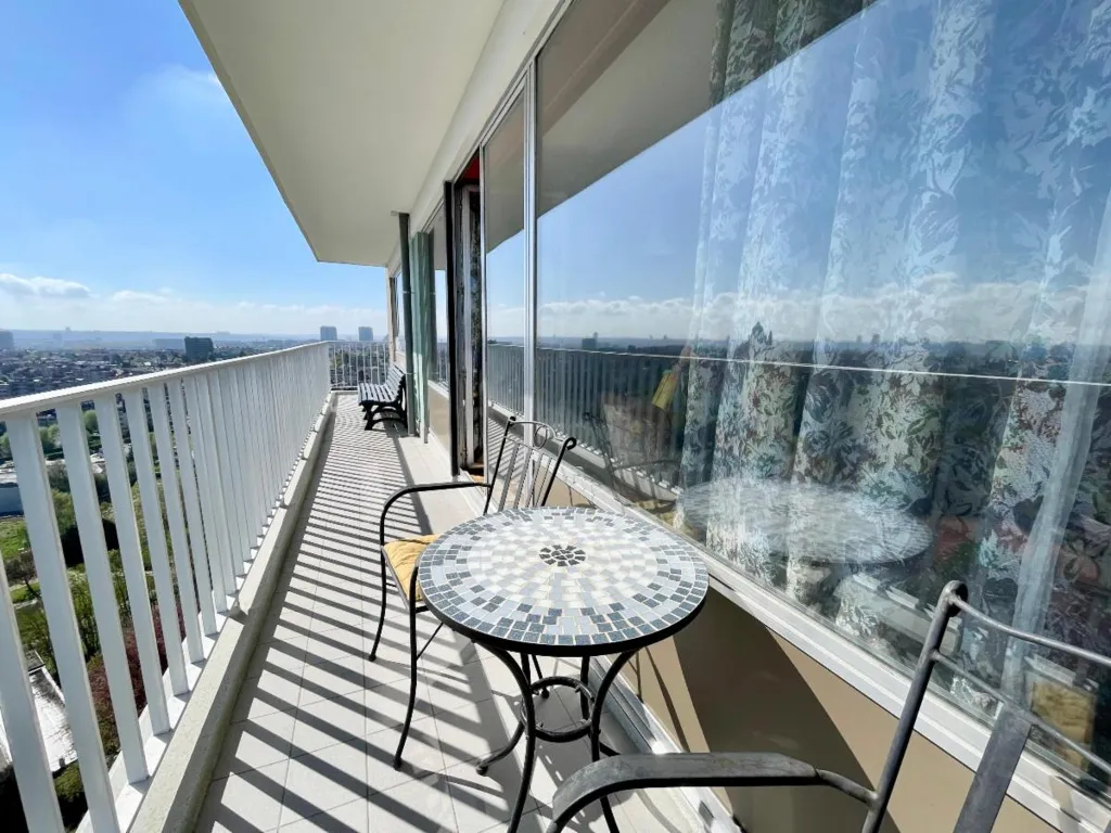 Balcon - Appartement avec Vue sur Bruxelles à Ganshoren