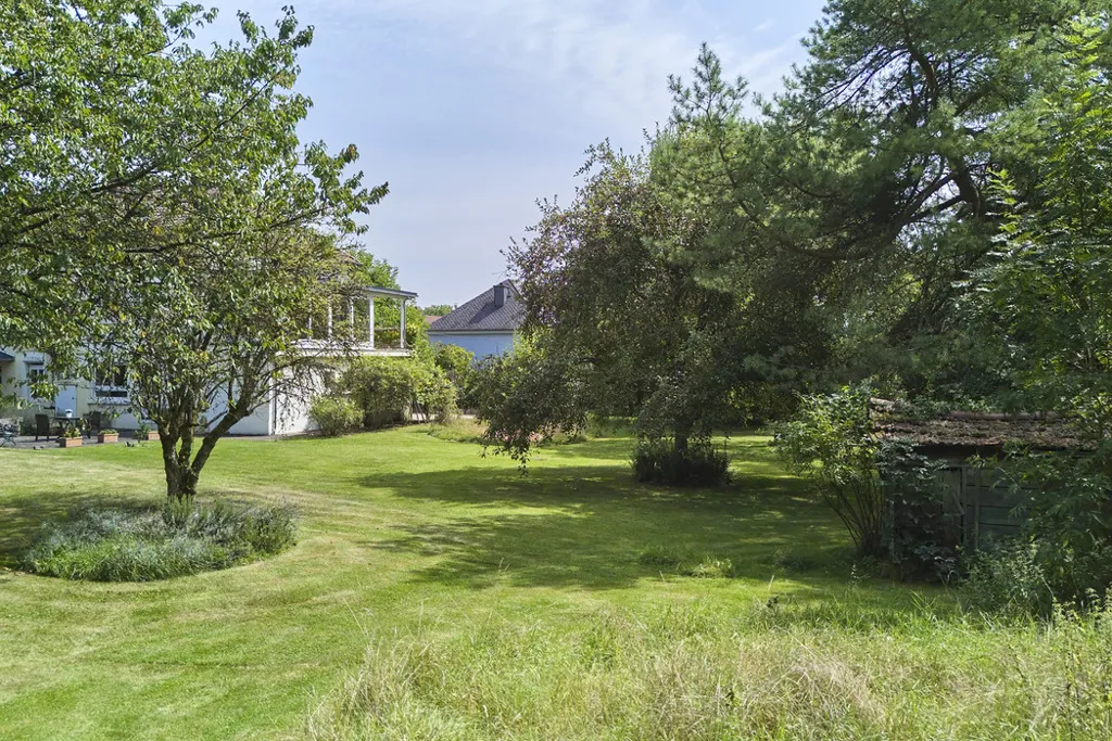Jardin - Maison Ancienne avec Jardin à Biwer